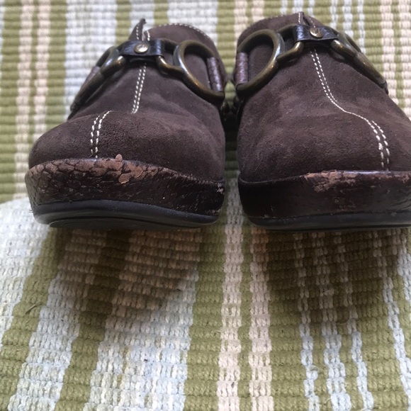 Cole Haan Brown Suede Clogs/Mules - size 5.5 - Picture 5 of 7